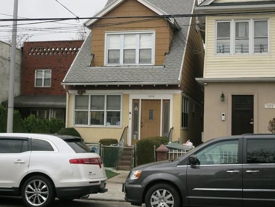 Single-family for Sale Midwood, Brooklyn