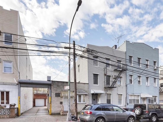 Single-family for Sale Williamsburg, Brooklyn