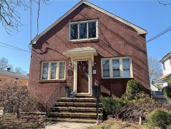 Single-family for Sale Westerleigh, Staten Island