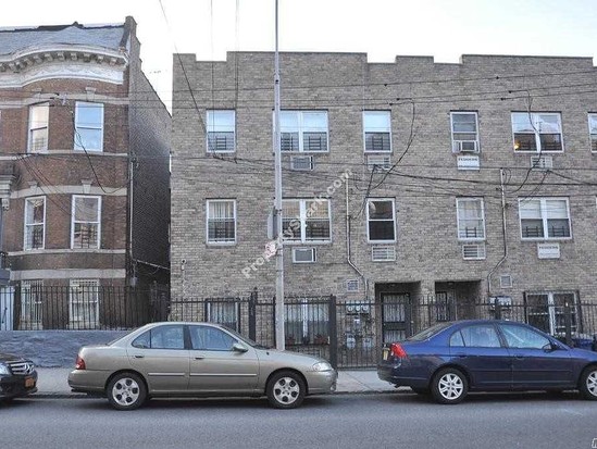 Multi-family for Sale Concourse, Bronx