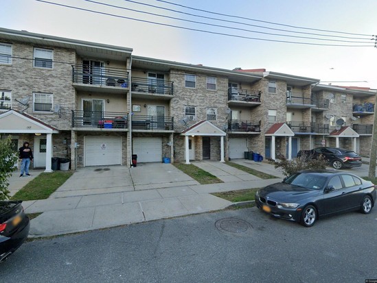 Multi-family for Pre-foreclosure / auction East New York, Brooklyn