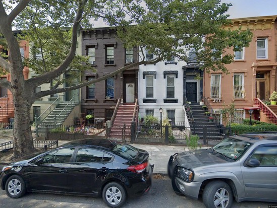 Single-family for Pre-foreclosure Bedford Stuyvesant, Brooklyn