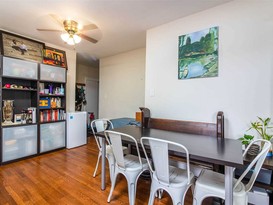 Home for Sale Briarwood, Queens