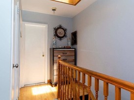 Home for Sale Briarwood, Queens