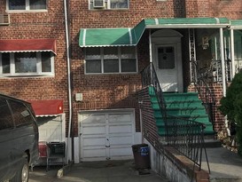 Home for Pre-foreclosure / auction Flatlands, Brooklyn