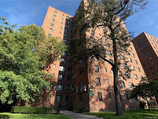 Condo for Sale Parkchester, Bronx