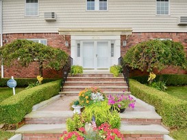 Home for Sale Belle Harbor, Queens