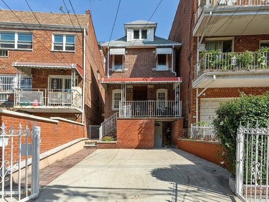 Single-family for Sale Briarwood, Queens