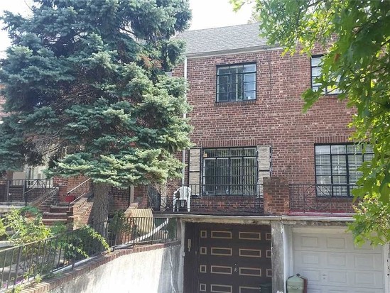 Single-family for Sale Kew Gardens Hills, Queens