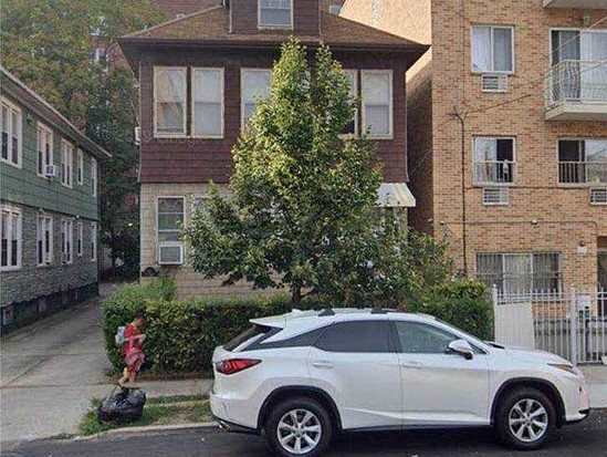 Multi-family for Sale Flushing, Queens