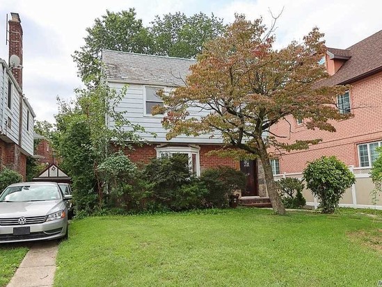 Single-family for Sale Briarwood, Queens