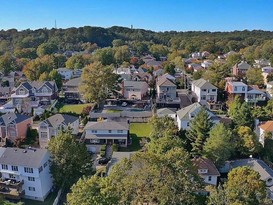 Home for Sale Todt Hill, Staten Island