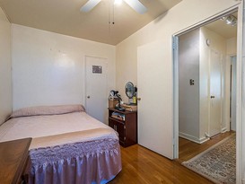 Home for Sale Briarwood, Queens