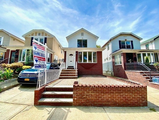 Single-family for Sale Fort Hamilton, Brooklyn