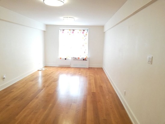 Condo for Sale Flushing, Queens