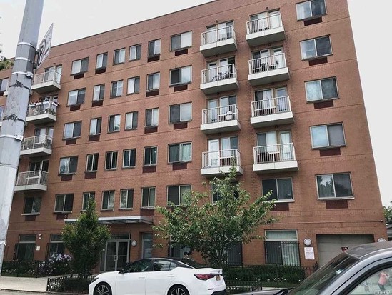 Condo for Sale Briarwood, Queens