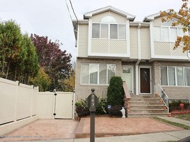 Home for Pre-foreclosure / auction New Springville, Staten Island