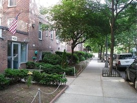 Home for Sale Parkchester, Bronx