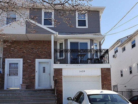 Single-family for Sale Bergen Beach, Brooklyn