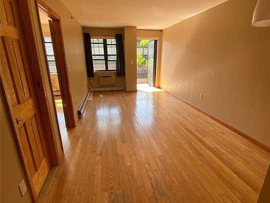 Condo for Sale Flushing, Queens