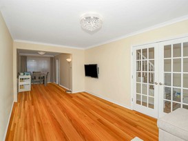 Home for Sale Kew Gardens Hills, Queens