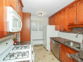 Home for Sale Kew Gardens Hills, Queens