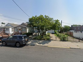 Home for Pre-foreclosure / auction Canarsie, Brooklyn