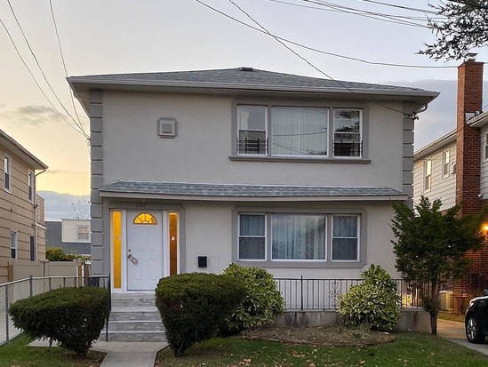 Multi-family for Sale Far Rockaway, Queens