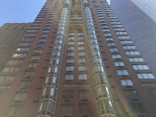 Condo for Pre-foreclosure / auction Turtle Bay, Manhattan