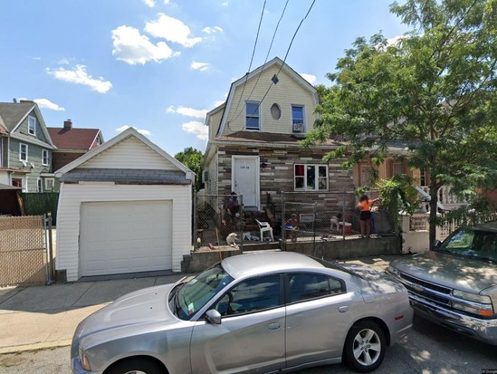 Single-family for Pre-foreclosure Jamaica, Queens