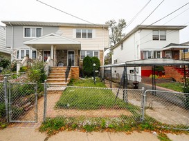 Home for Sale Brookville, Queens