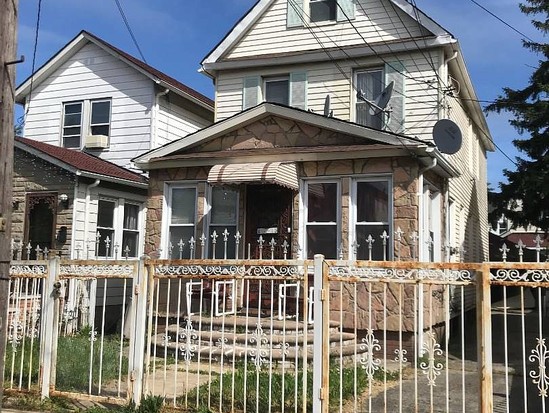 Single-family for Sale South Jamaica, Queens