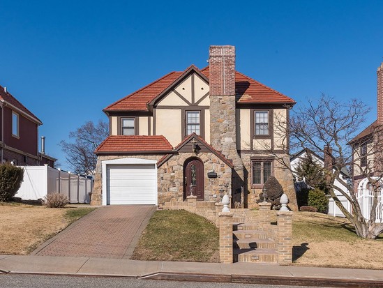 Single-family for Sale Whitestone, Queens