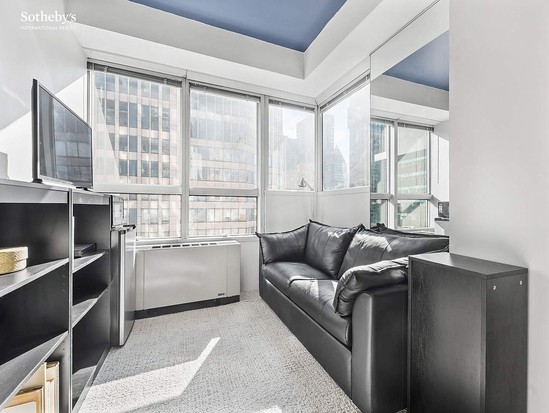 Condo for Sale Midtown, Manhattan