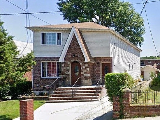 Single-family for Sale Springfield Gardens, Queens