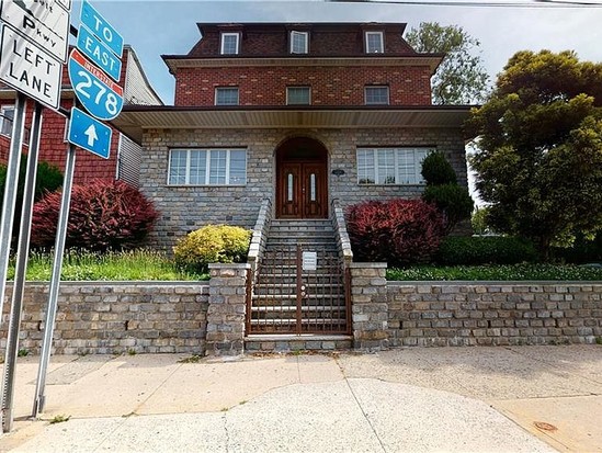 Single-family for Sale Bath Beach, Brooklyn