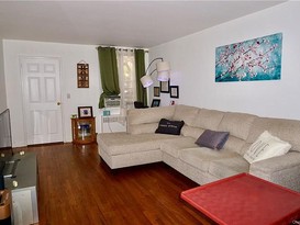 Home for Sale Throggs Neck, Bronx