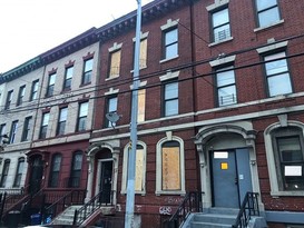 Home for Pre-foreclosure / auction Crotona Park East, Bronx