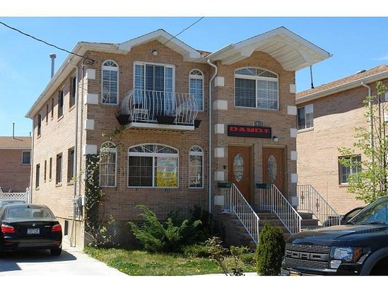 Multi-family for Pre-foreclosure / auction Bergen Beach, Brooklyn