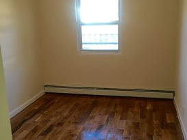 Home for Pre-foreclosure / auction Canarsie, Brooklyn