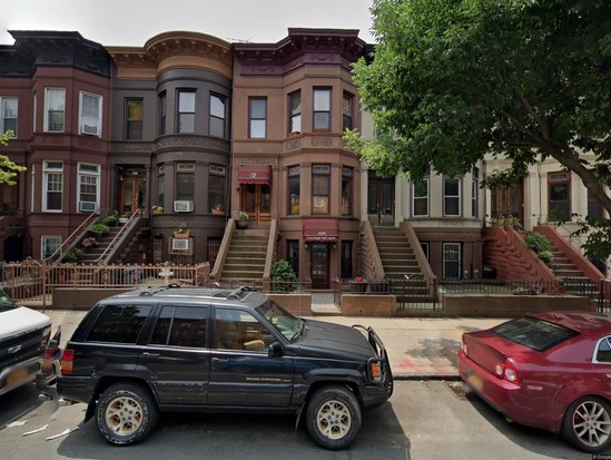 Single-family for Pre-foreclosure Crown Heights, Brooklyn