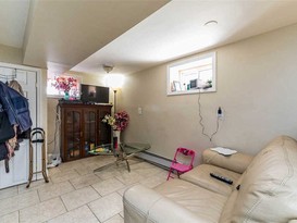 Home for Pre-foreclosure / auction South Ozone Park, Queens