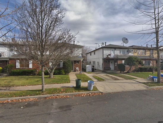 Multi-family for Pre-foreclosure Rosedale, Queens