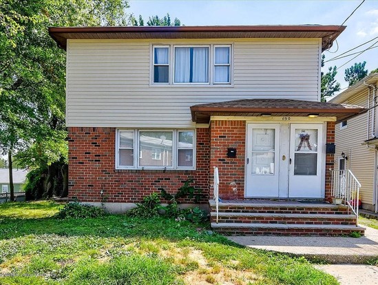 Single-family for Sale Bay Terrace, Staten Island