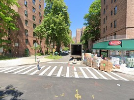 Home for Pre-foreclosure Parkchester, Bronx