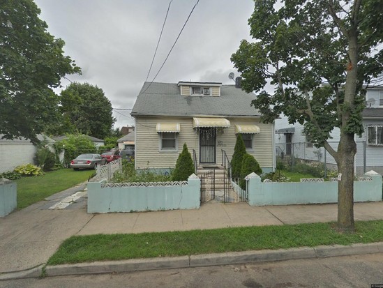 Single-family for Pre-foreclosure / auction South Jamaica, Queens