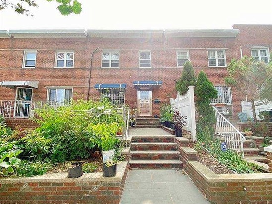 Single-family for Sale Flushing, Queens