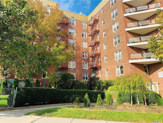 Condo for Sale Whitestone, Queens