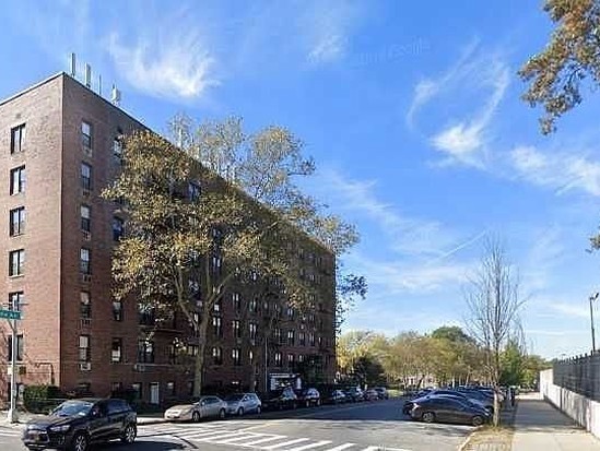 Condo for Sale Kew Gardens Hills, Queens