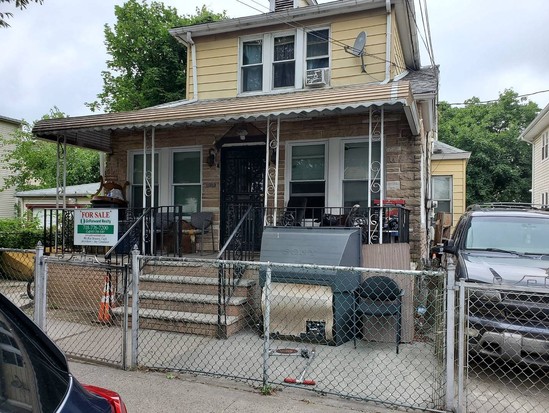 Single-family for Sale South Jamaica, Queens